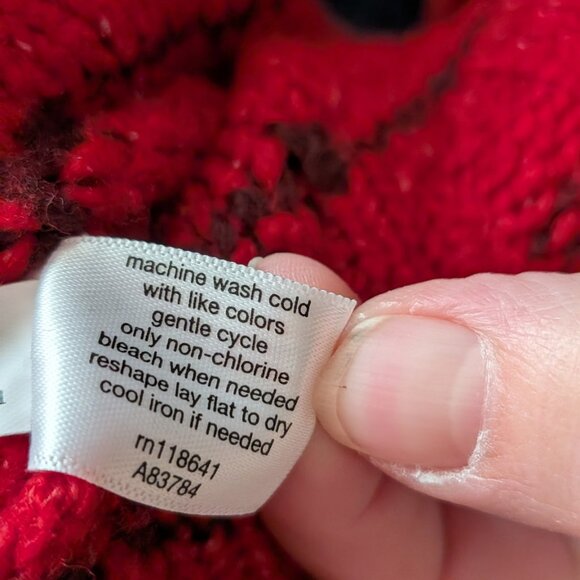 Lane Bryant Red Cable Knit Sweater Size 14/16 Plus - Picture 6 of 6